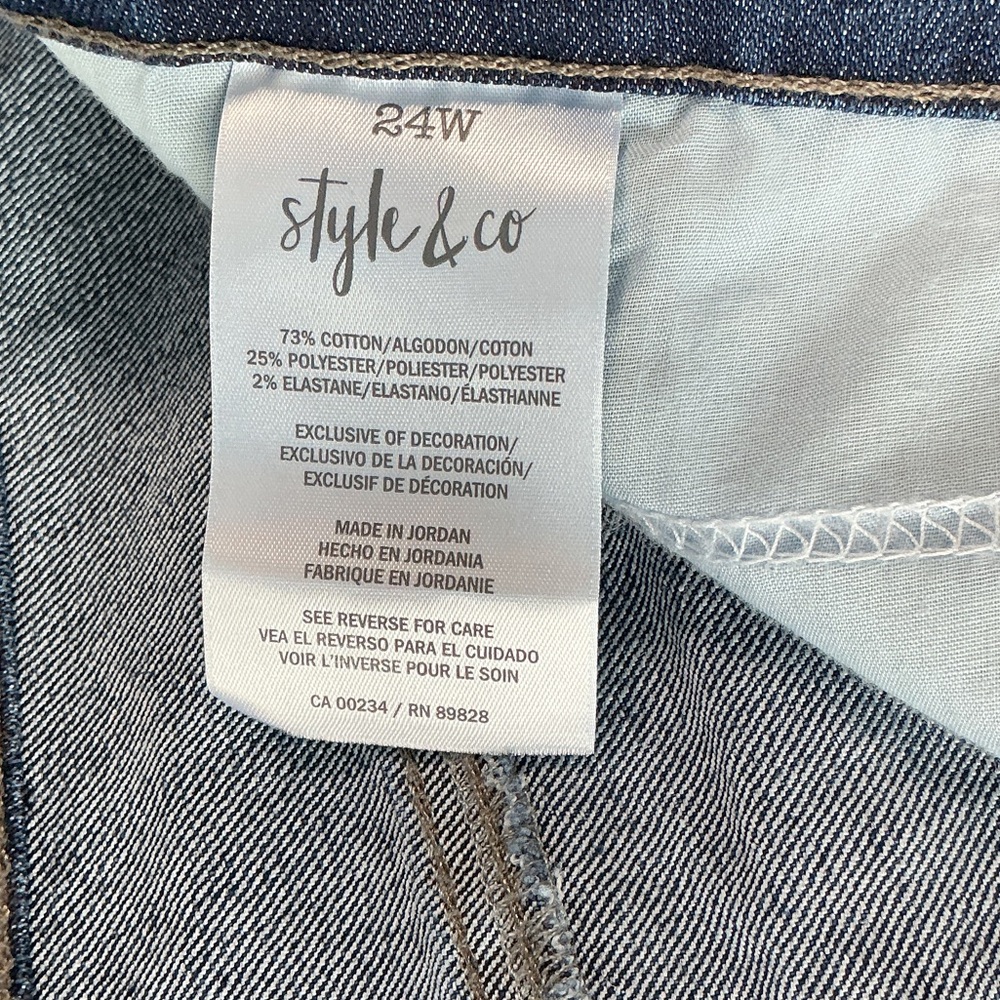Style & Co NWT High Rise Straight Leg Blue Jeans Plus Size 24W Tummy Control - Picture 4 of 8